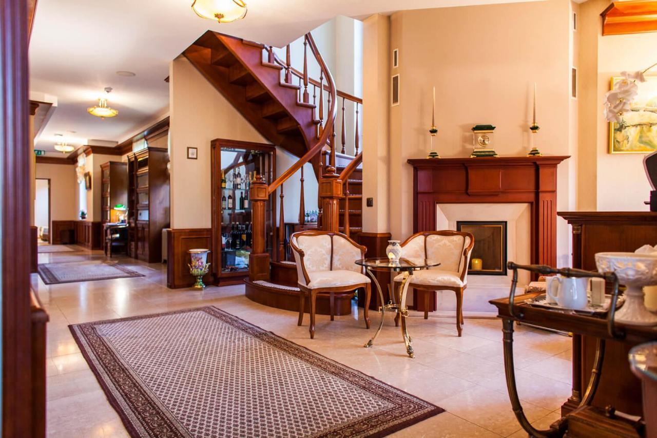 Tb Palace Hotel & Spa Юрмала Экстерьер фото